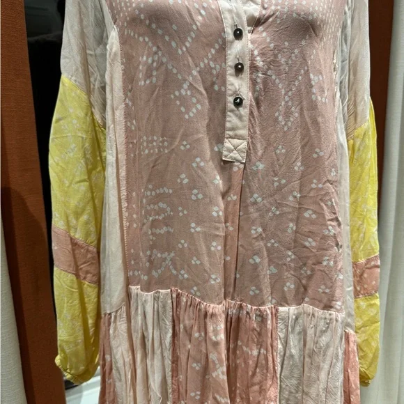 Free People Peach and White Polka Dot Blouse - Picture 2 of 5